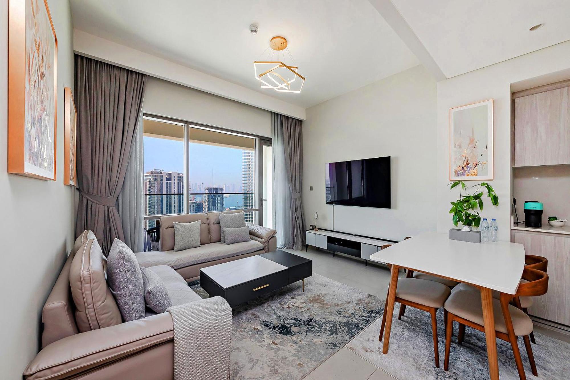 Vida Creek 1 Bedroom * Dubai